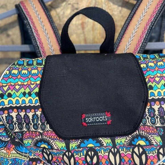 NWOT Sak Roots Canvas Multicolor Patterned Backpack - Picture 4 of 9